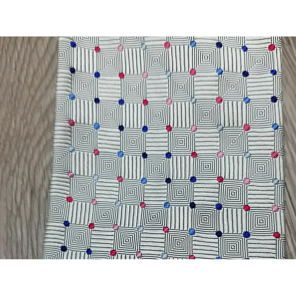 Hickey Freeman Tie Men's Gray‎ Geometric Silk Vintage Designer USA